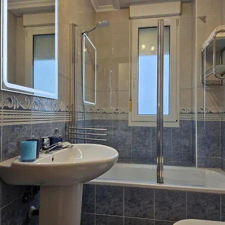 R2R - Apartamento Con Piscina Y Garaje - C03A02