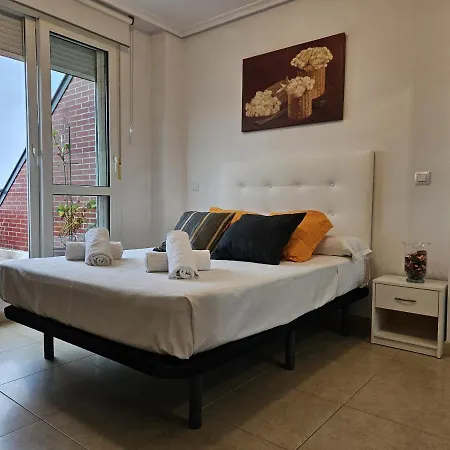 R2R - Apartamento Con Piscina Y Garaje - C03A02