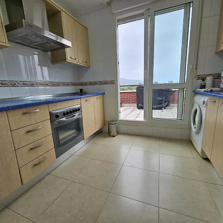 아파트 C03a02 Con Piscina Y Garaje By R2r Consulting